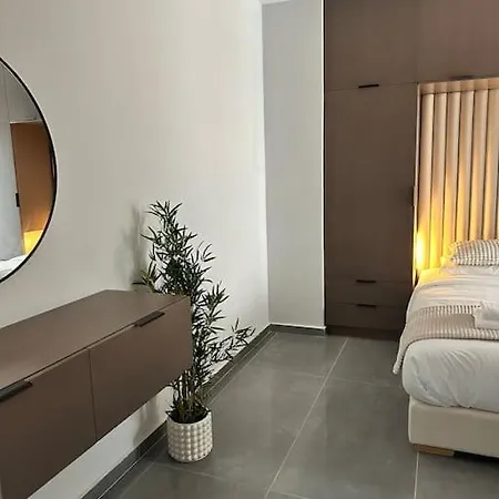 Monique Luxury Διαμέρισμα Σαράντα